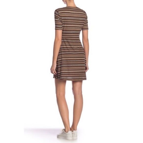 Striped Ribbed Button Front Dress - Picture 2 of 4